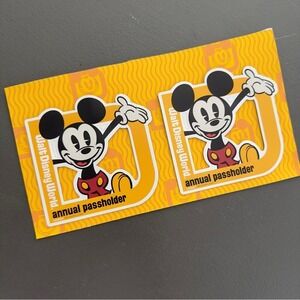 Walt Disney World Mickey Mouse AP WDW Annual Passholder Magnets Pair 2 Set